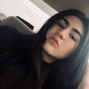 Meet your Posher, Maddie